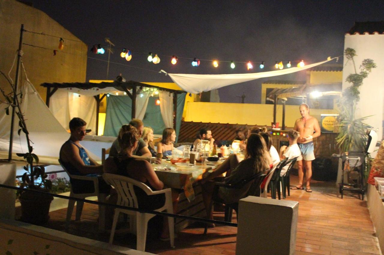 Orange Terrace Hostel Albufeira Exteriör bild